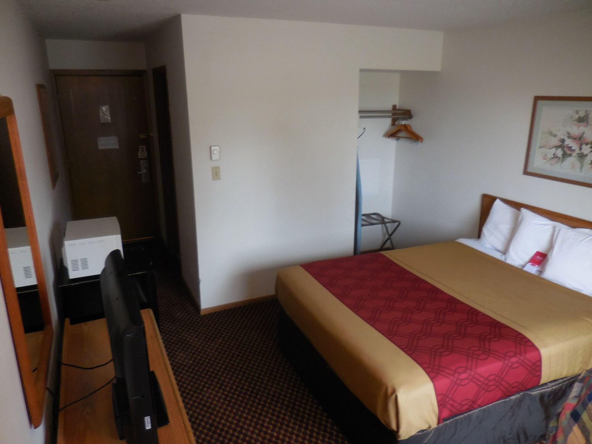 Travelodge By Wyndham Escanaba Luaran gambar
